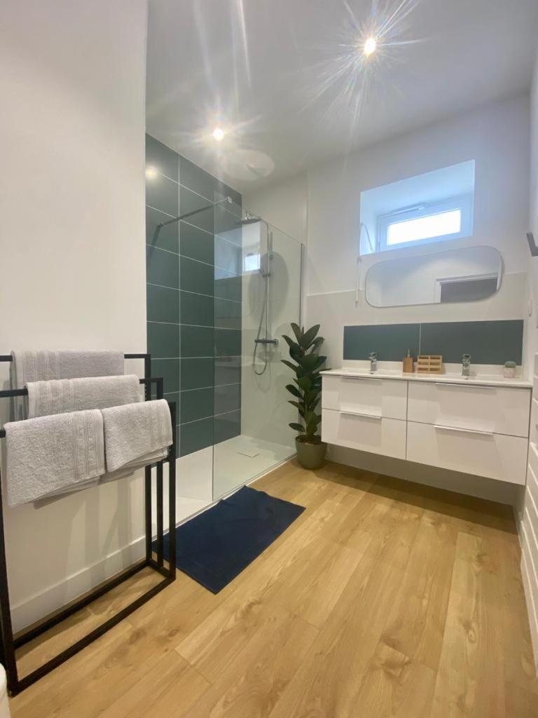 Elegance & Confort Au Coeur De Cholet ! Екстериор снимка
